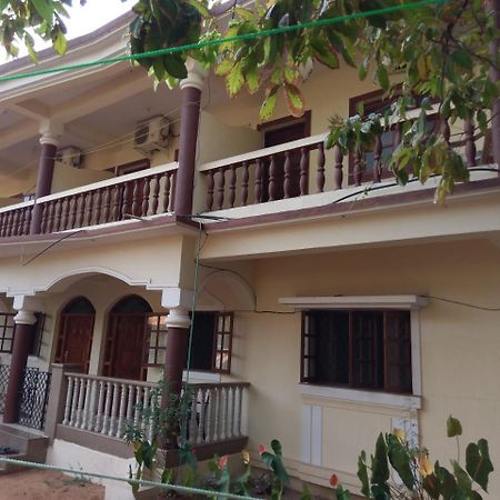 21In Guest House Калангуте Екстериор снимка