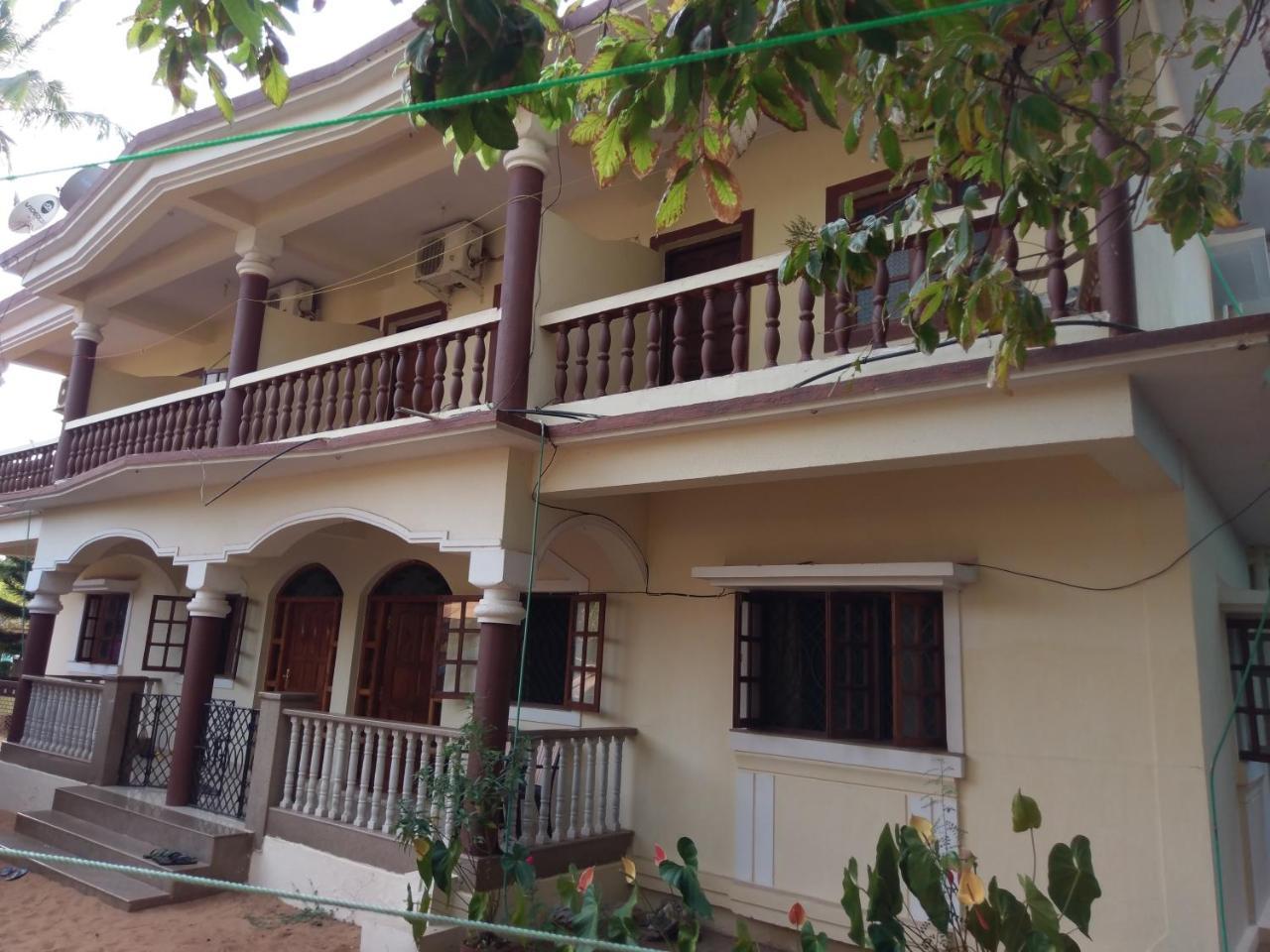 21In Guest House Калангуте Екстериор снимка