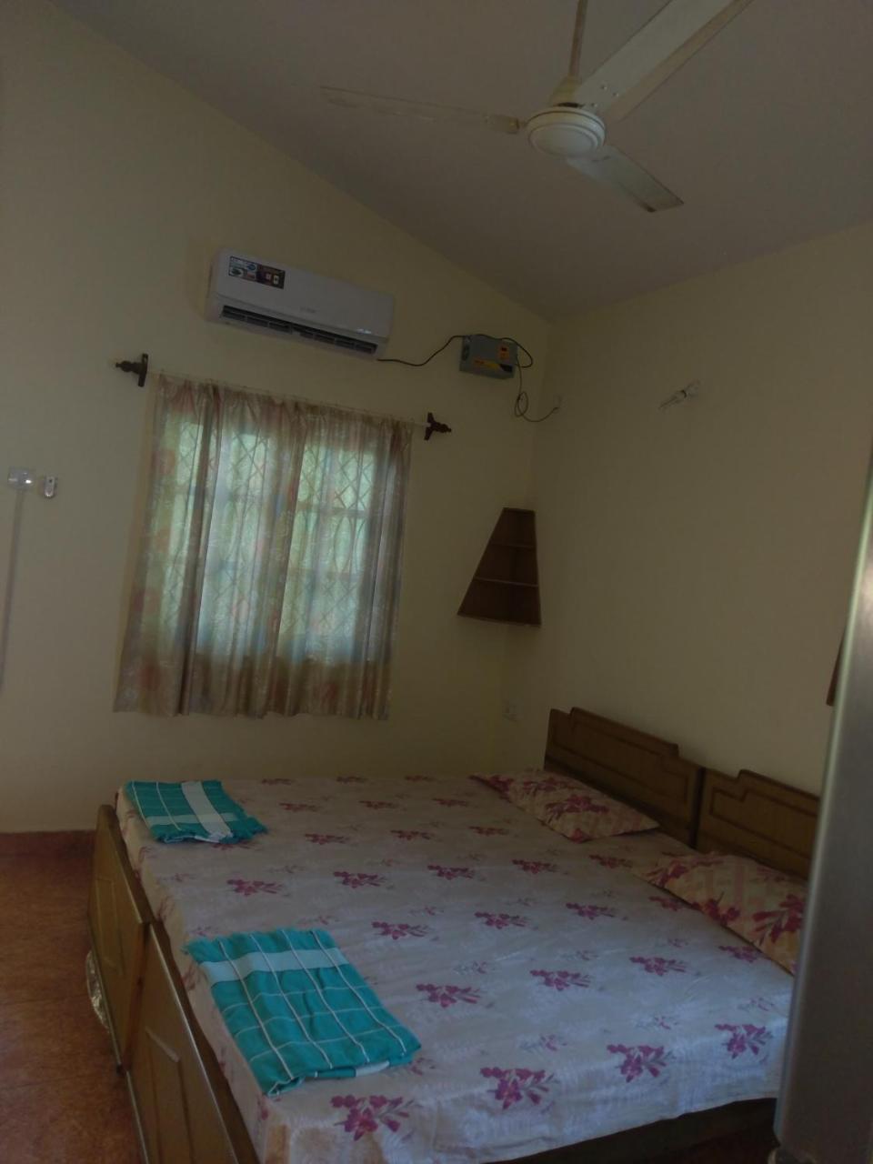 21In Guest House Калангуте Екстериор снимка